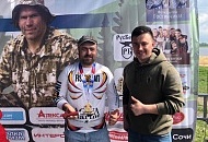Ножевая мастерская «Русберъ» приняла спонсорское участие в мероприятии и вручила ценные подарки в виде кованых ножей трём призерам турнира. Ножевая мастерская «Русберъ» приняла спонсорское участие в мероприятии и вручила ценные подарки в виде кованых ножей трём призерам турнира.
